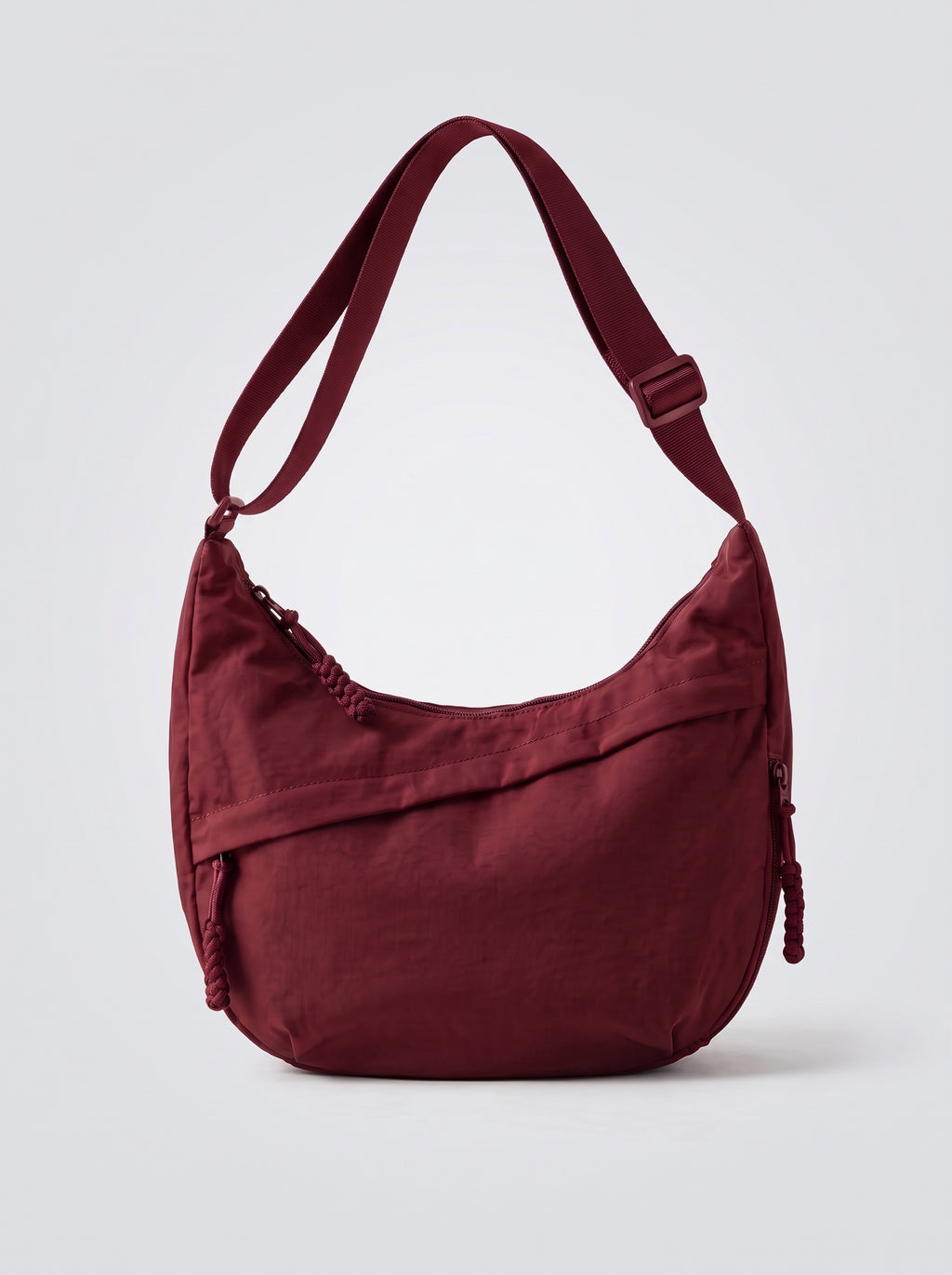 Bolso Nara burdeos sobre fondo claro
